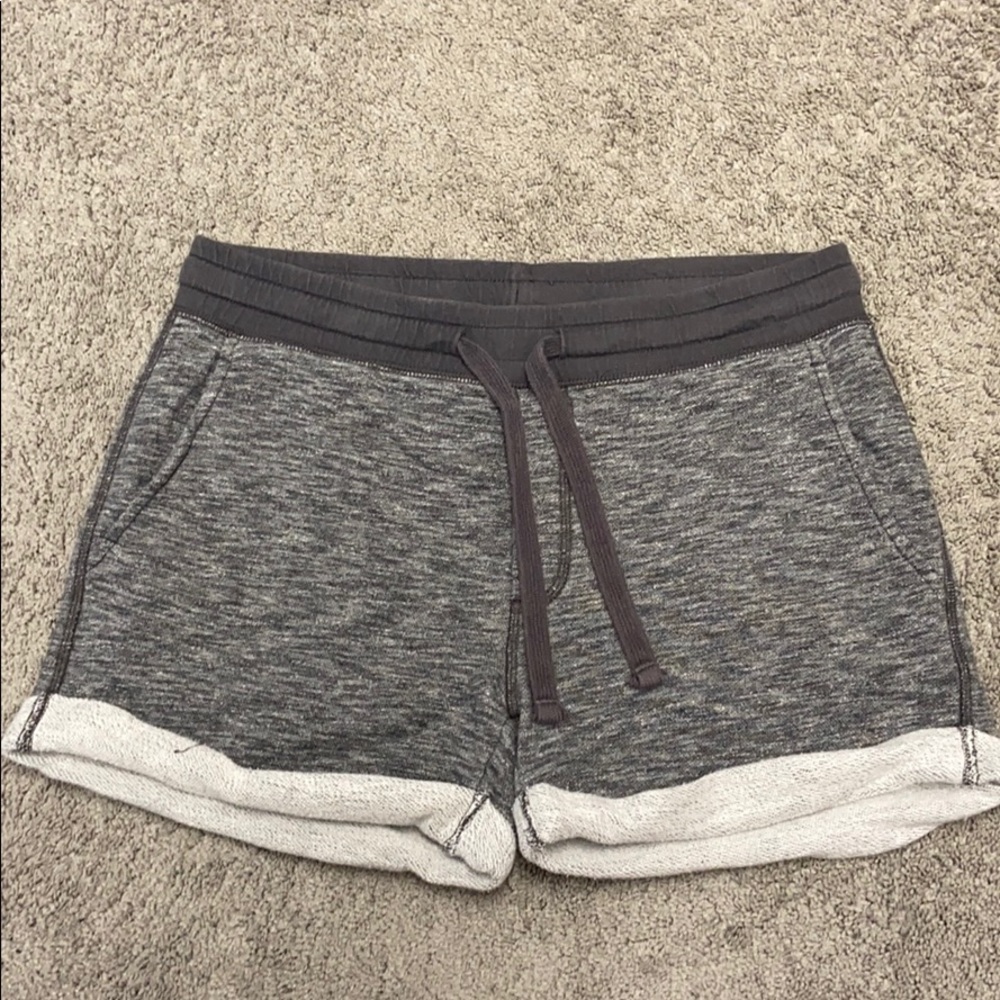 Grey Gap Jersey Style Shorts. Sz M